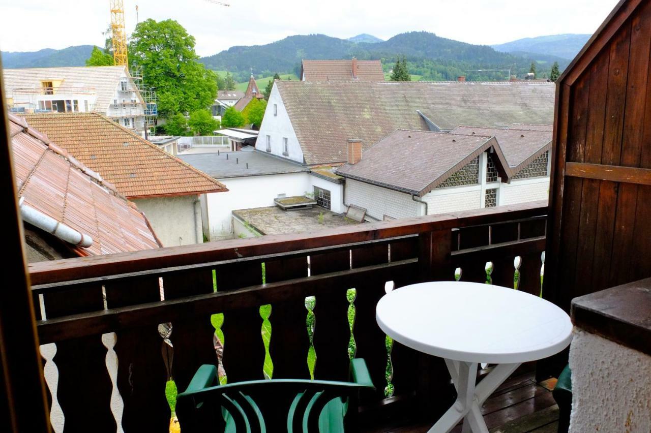 Hotel Loewen เคียร์ชซาร์เทิน ภายนอก รูปภาพ